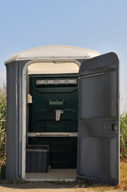 Portable bathroom rental in Marshalltown, IA